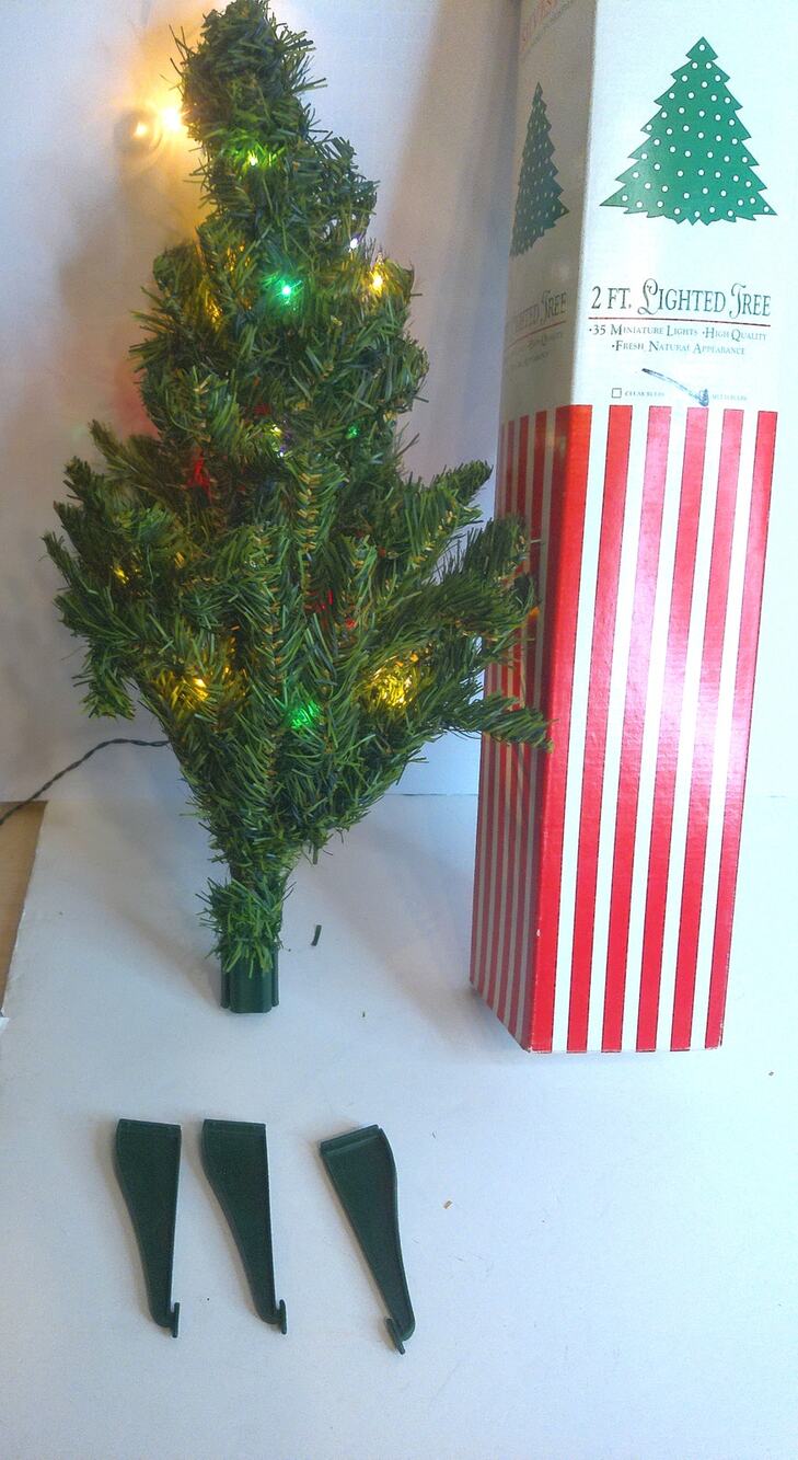 Vintage Silvestri Christmas Tree 2 Foot Lighted Mulitcolor With Base